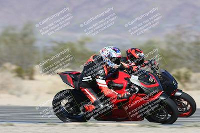 media/Dec-01-2025-Moto Forza (Mon) [[2daa91e15f]]/2-Intermediate Group/Session 3 (Turn 7 Inside Pans)/